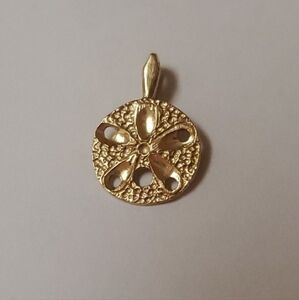 14k Sand Dollar Charm